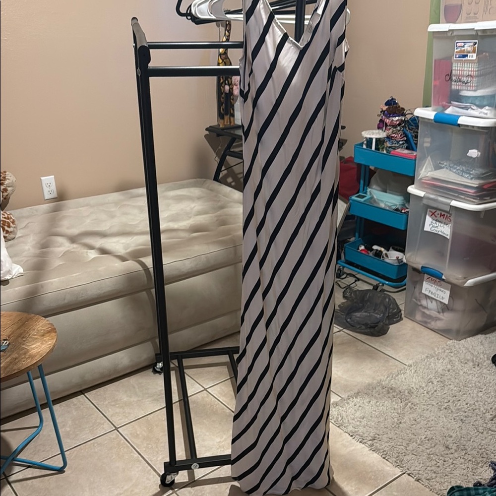 LOFT Monochrome Striped Dress